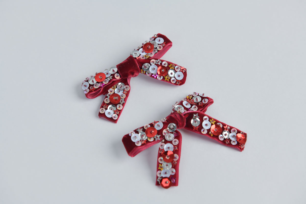 Burgundy bow clip